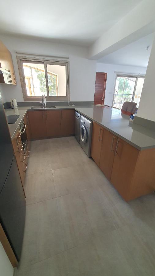 Apartment Pearl Park Residence Paphos Esterno foto